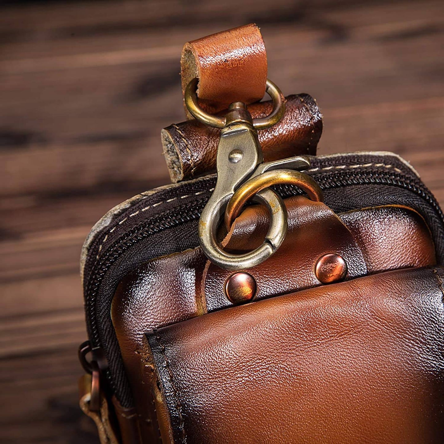 Practical Hiking Waist Pouch with Multiple Compartments