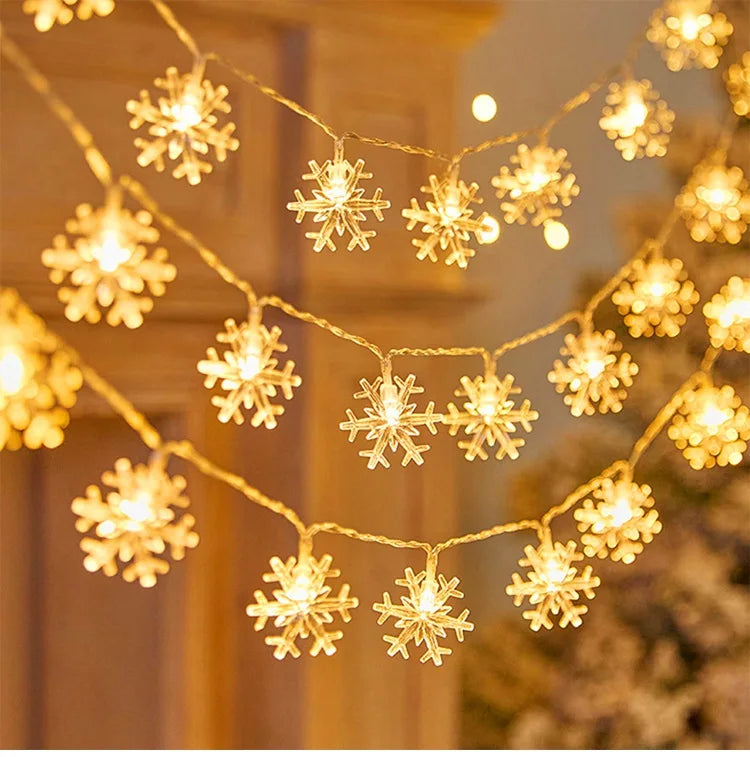 Bunte LED-Lichterketten für den Weihnachtsbaum