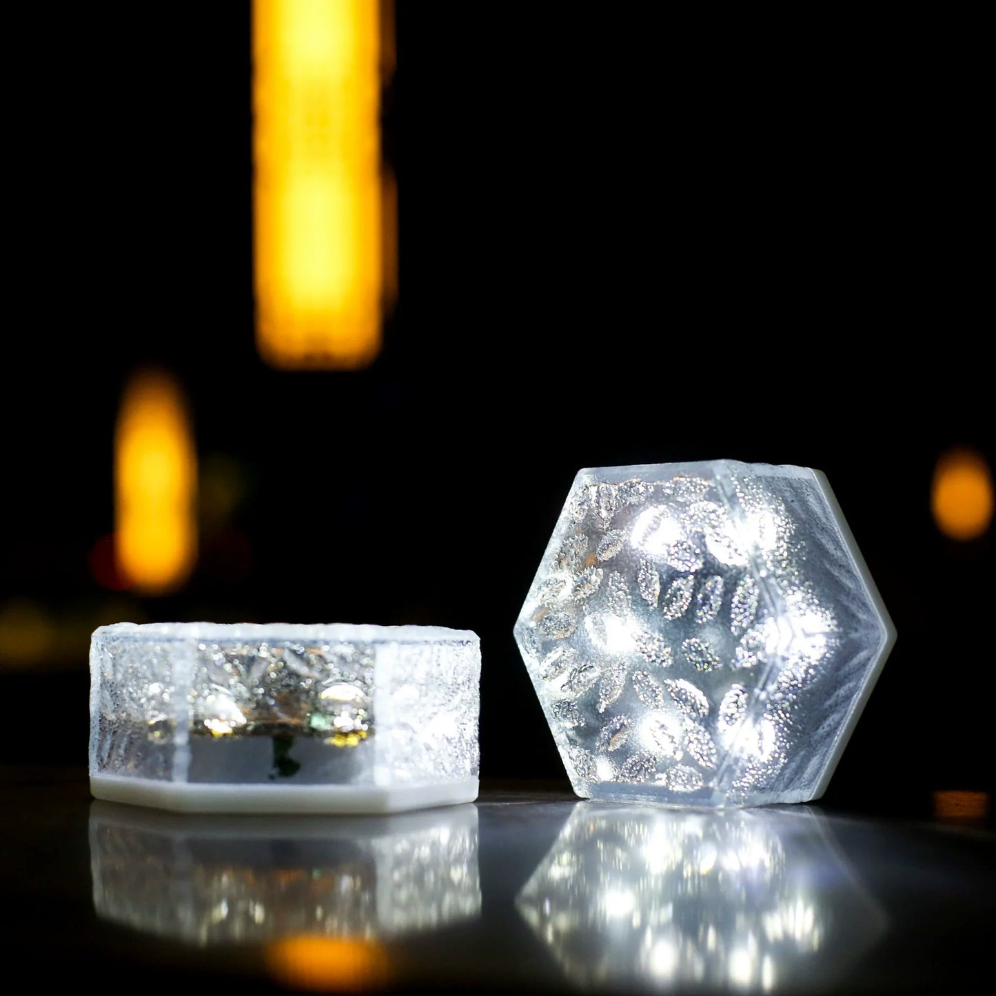 Solarbetriebene Gartenleuchte, wasserdichte sechseckige LED-Bodenleuchte, mattierte Glasfliese