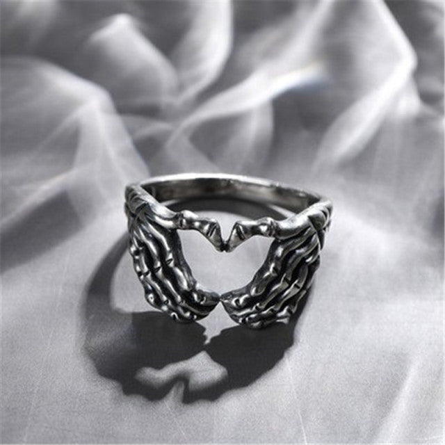 Vintage Style Skull Love Ring - Halri