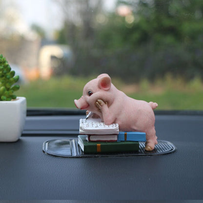Niedliche Schweinefigur als Dekoration