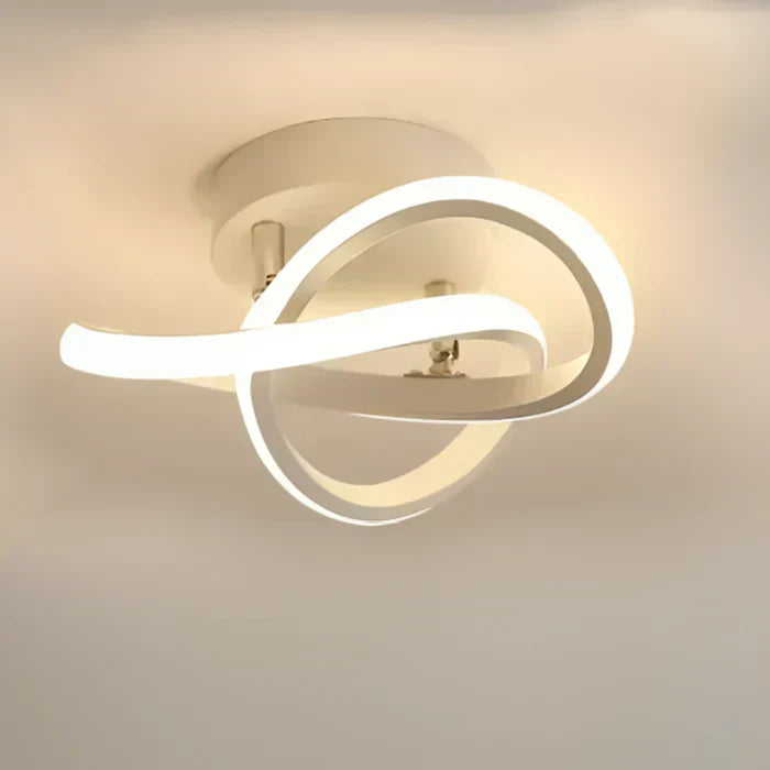 Helle LED-Deckenleuchte im modernen Stil