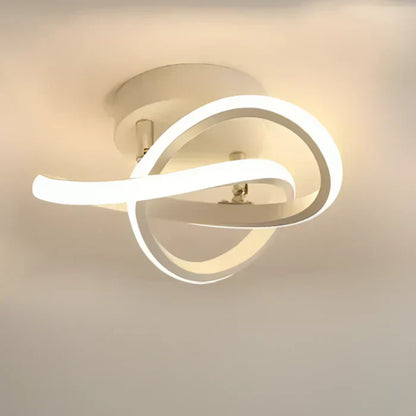 Helle LED-Deckenleuchte im modernen Stil