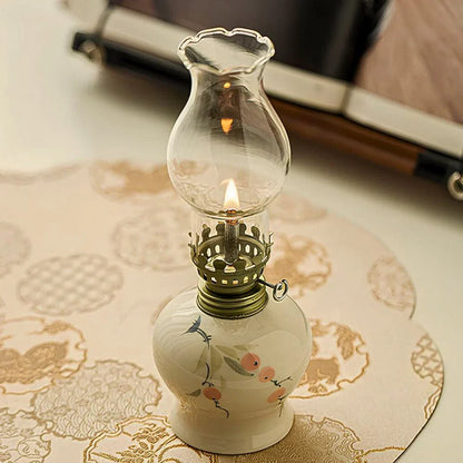 Öllampe für den Außenbereich mit warmem Licht