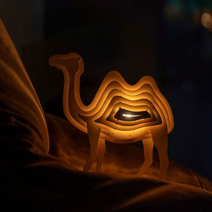 Rustikale, handgefertigte Tierlampe aus Holz