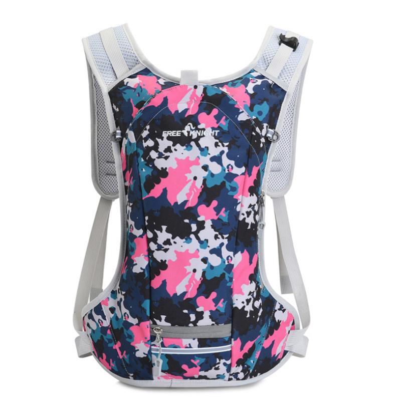 Wasserdichter Wanderrucksack mit Trinksystem