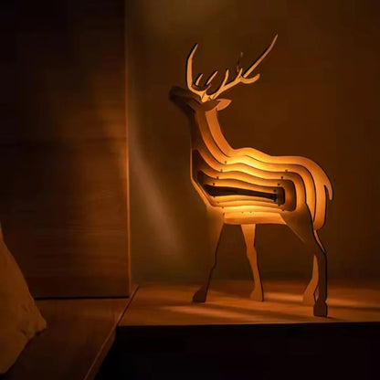 Rustikale, handgefertigte Tierlampe aus Holz