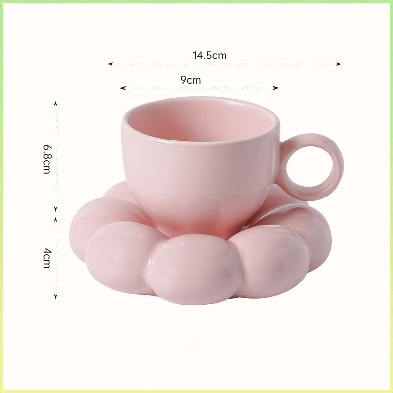 Rustikales Kaffeetassen-Set im Landhausstil mit Blumenmuster