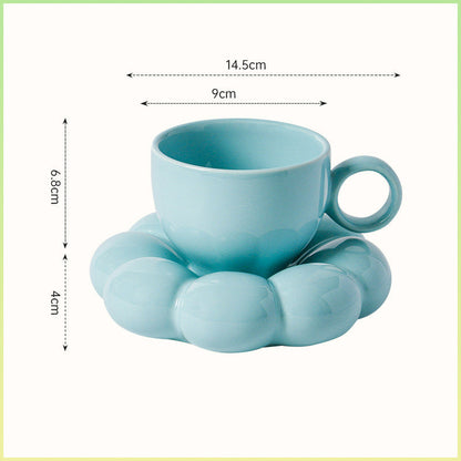 Rustikales Kaffeetassen-Set im Landhausstil mit Blumenmuster