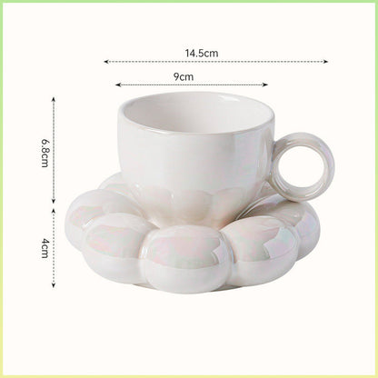 Rustikales Kaffeetassen-Set im Landhausstil mit Blumenmuster