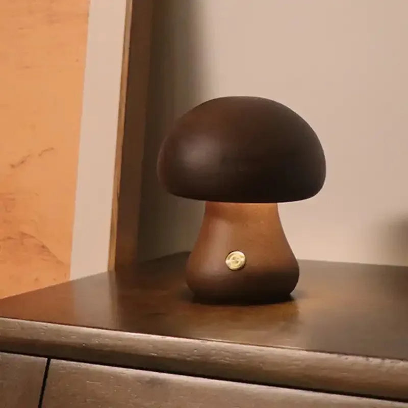 Pilz-Tischlampe mit sanftem Licht