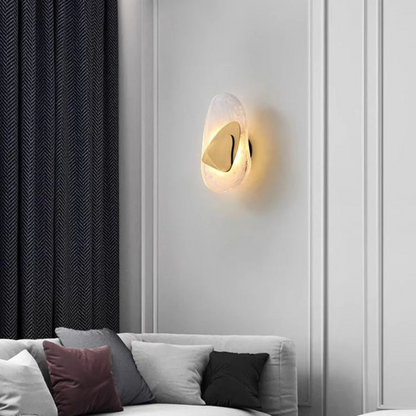 Halri | Moderne LED-Wandleuchte | Elegante Wohnraumbeleuchtung
