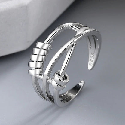 Entspannender Stressabbau-Ring als Accessoire