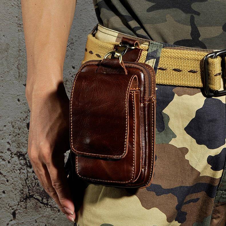 Practical Hiking Waist Pouch with Multiple Compartments
