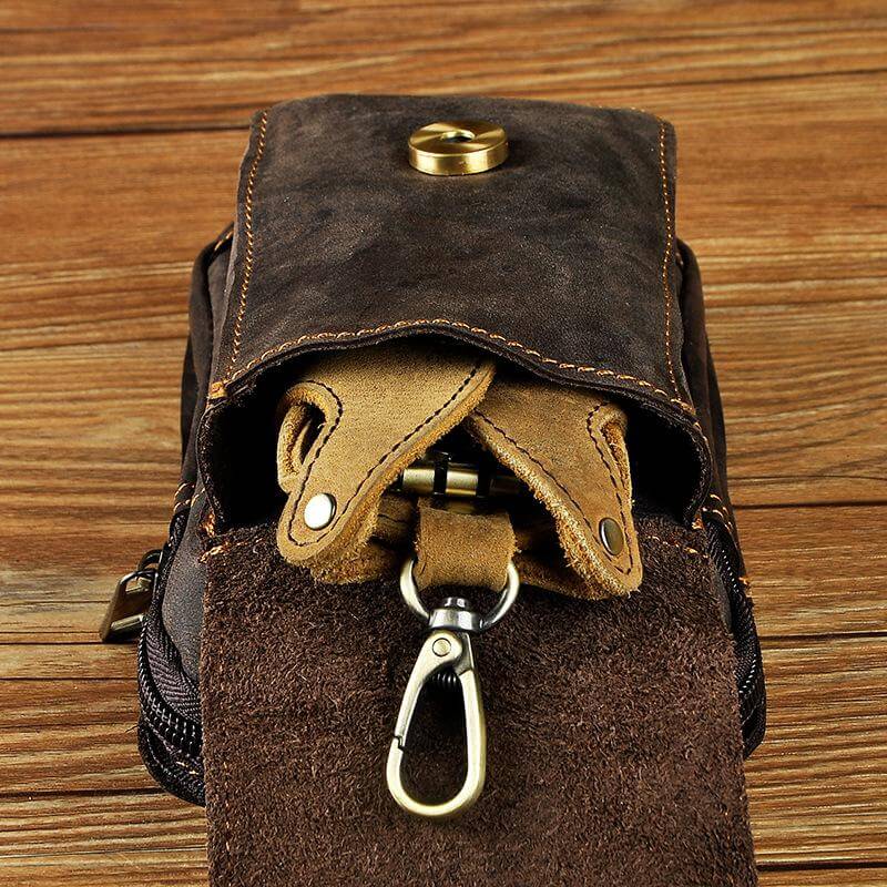 Practical Hiking Waist Pouch with Multiple Compartments