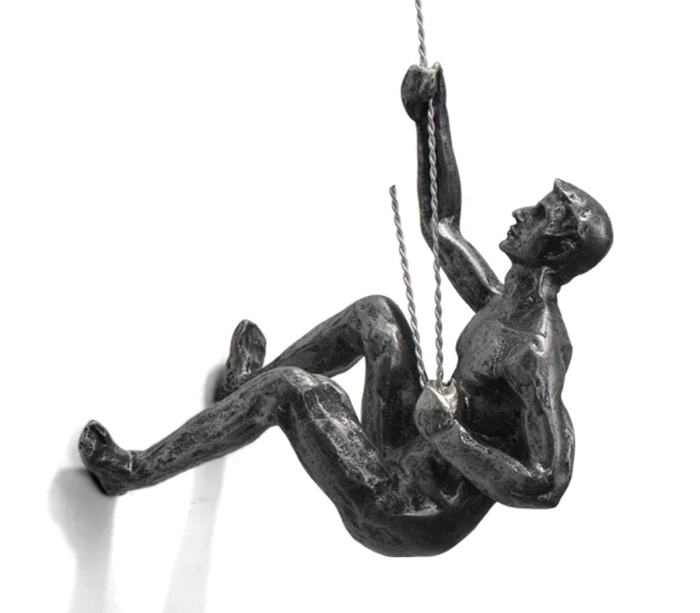 Moderne Harz-Wandskulptur
