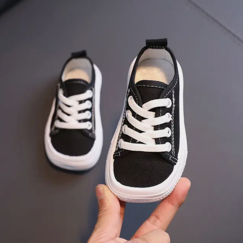Comfortable Barefoot Shoes for Kids - FlexiSteps - Halri