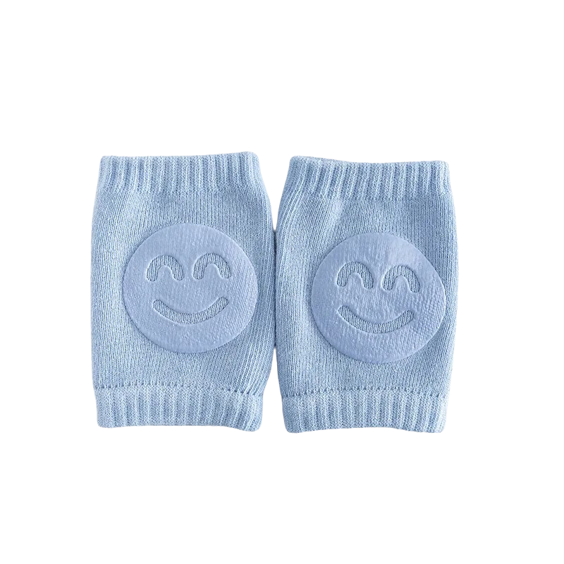 Babydecke mit Wolkenmuster 