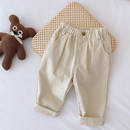 Beige Kinderhose mit bequemer Passform und elastischem Bund
