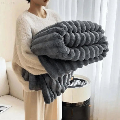 Halri | Weiche Fleecedecke – warm und kuschelig