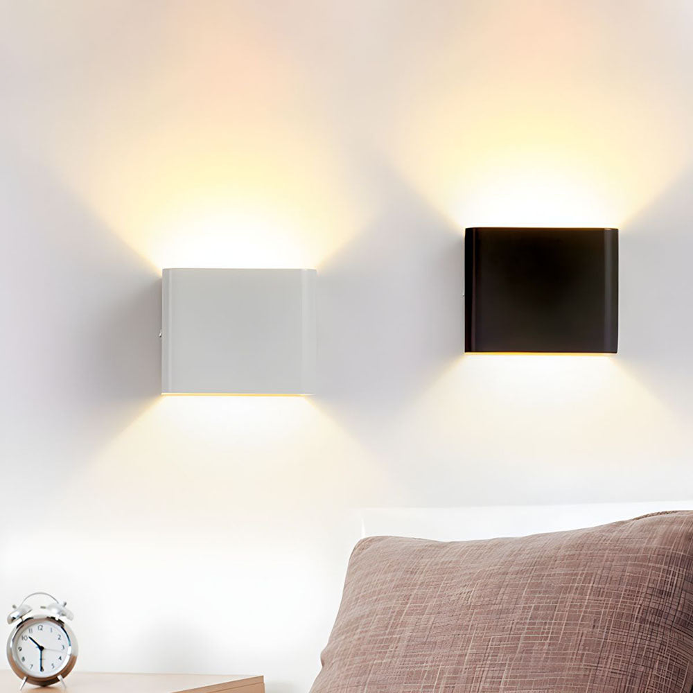 Slim LED Wall Light Modern White Finish - Halri