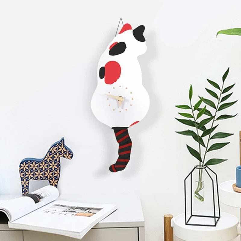 Adorable Kitty Pendulum Clock for Home Decoration