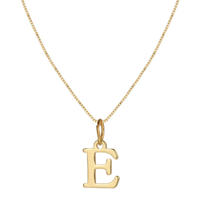 Schlichte Halskette mit Initialenanhänger aus 14-karätigem Gold
