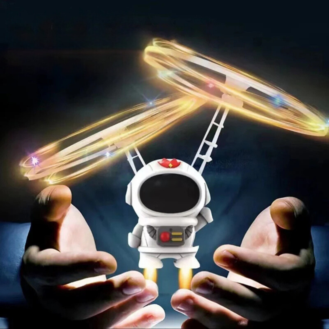 Cool Space Astronaut Figure - Halri
