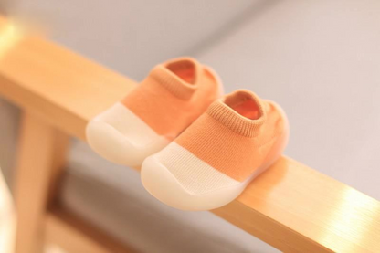 Weiche Babyschuhe für Laufanfänger – leicht und rutschfest