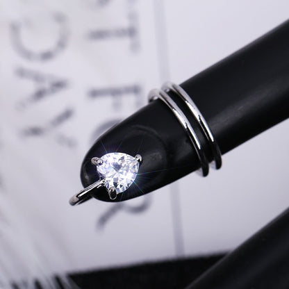 Schmale, kantige Stapelringe aus Metall