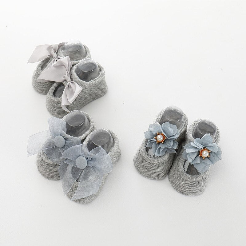 Niedliche koreanische Babysocken 