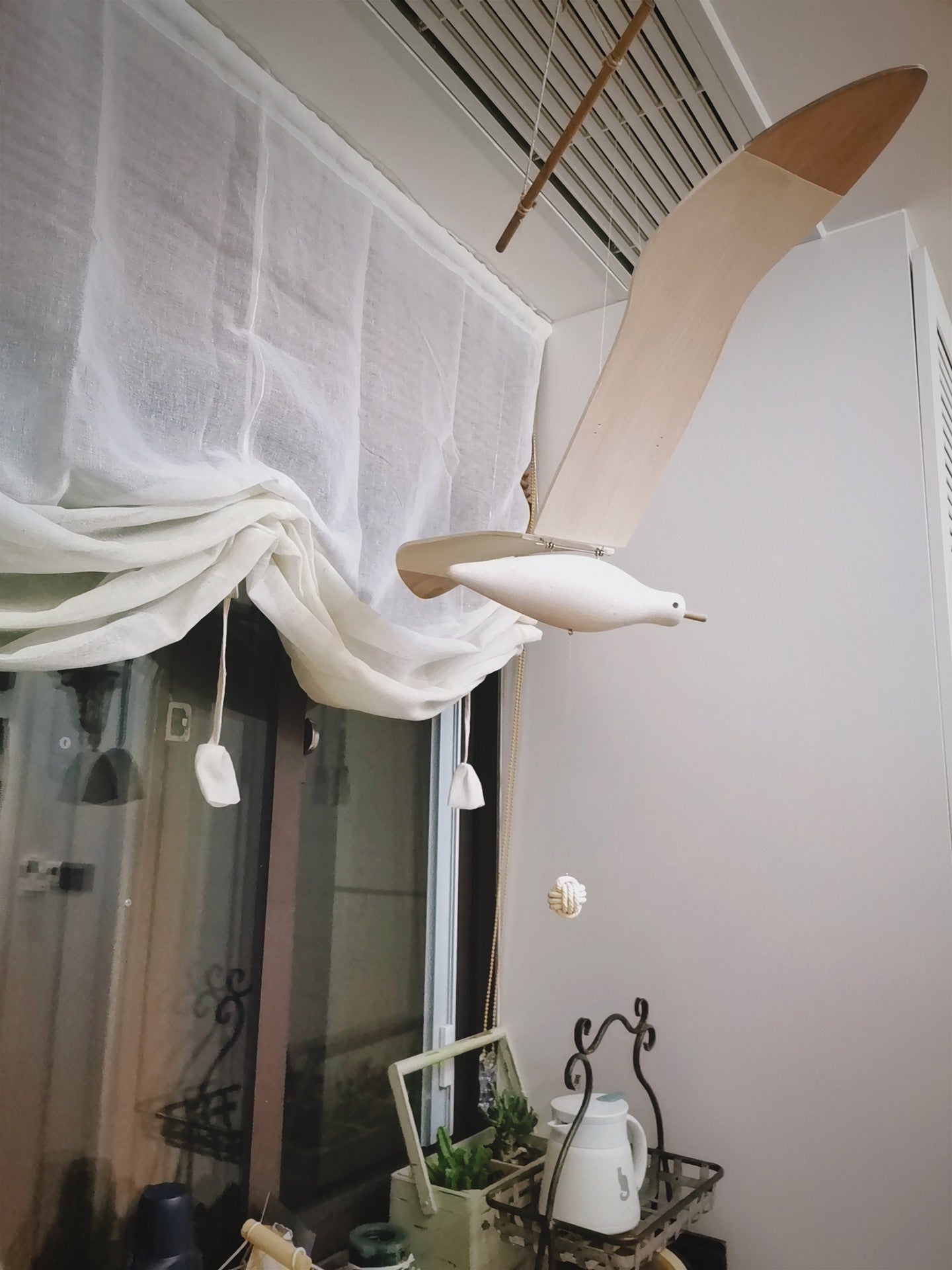 Beachy Wooden Seagull Decor Ornament