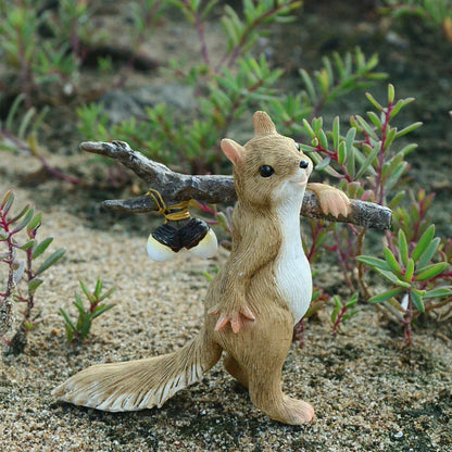 Niedliche Eichhörnchenfigur mit Herz