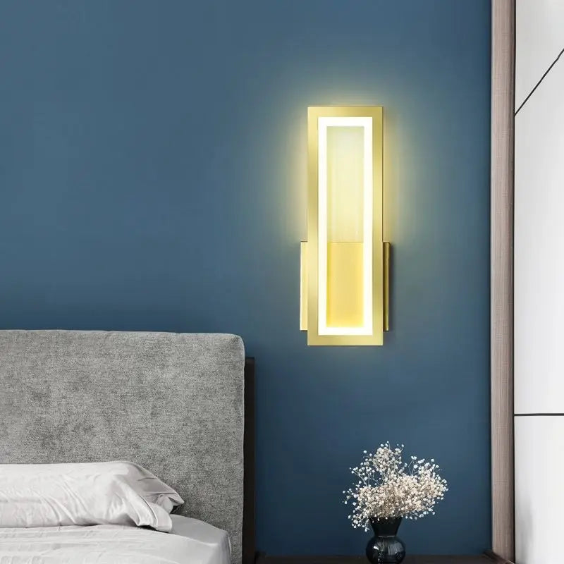 Schlanke, moderne LED-Wandleuchte