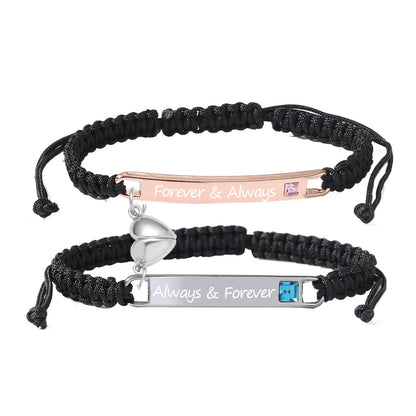 Personalisierbares herzförmiges Magnetarmband-Set mit Liebesanhängern 