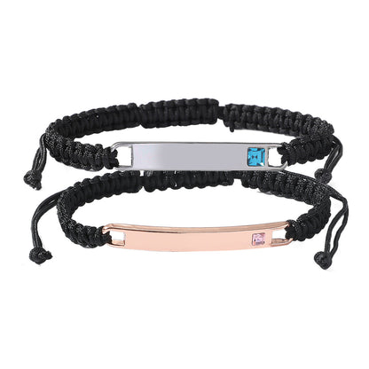 Personalisierbares herzförmiges Magnetarmband-Set mit Liebesanhängern 