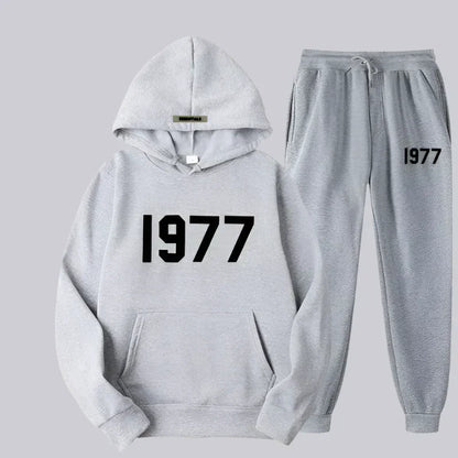 Relaxed Fit Retro Classic Women's Tracksuit