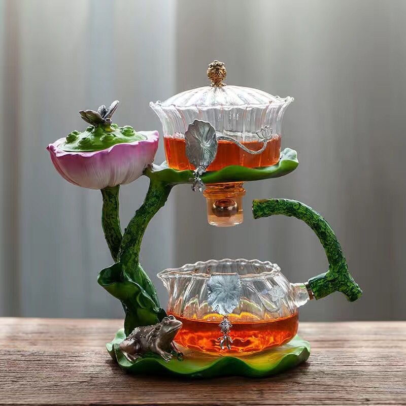 Aromatische Kräuterräucherstäbchen-Teekanne