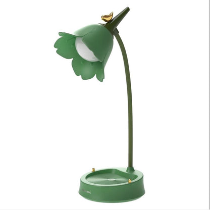 Hübsche Tischlampe mit Blumenmuster