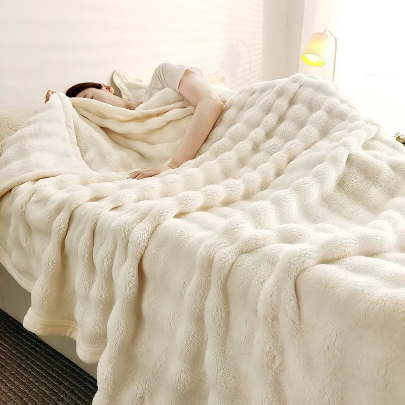 Kuschelige Fleecedecke für Zuhause und Reisen