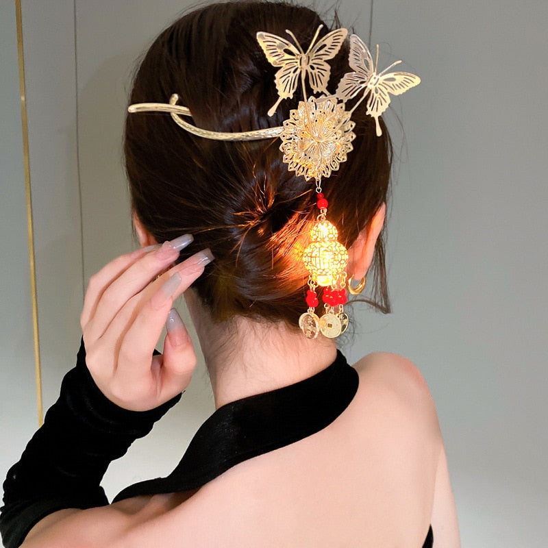 Wunderschöne Haarspange mit Schmetterlingsmotiv