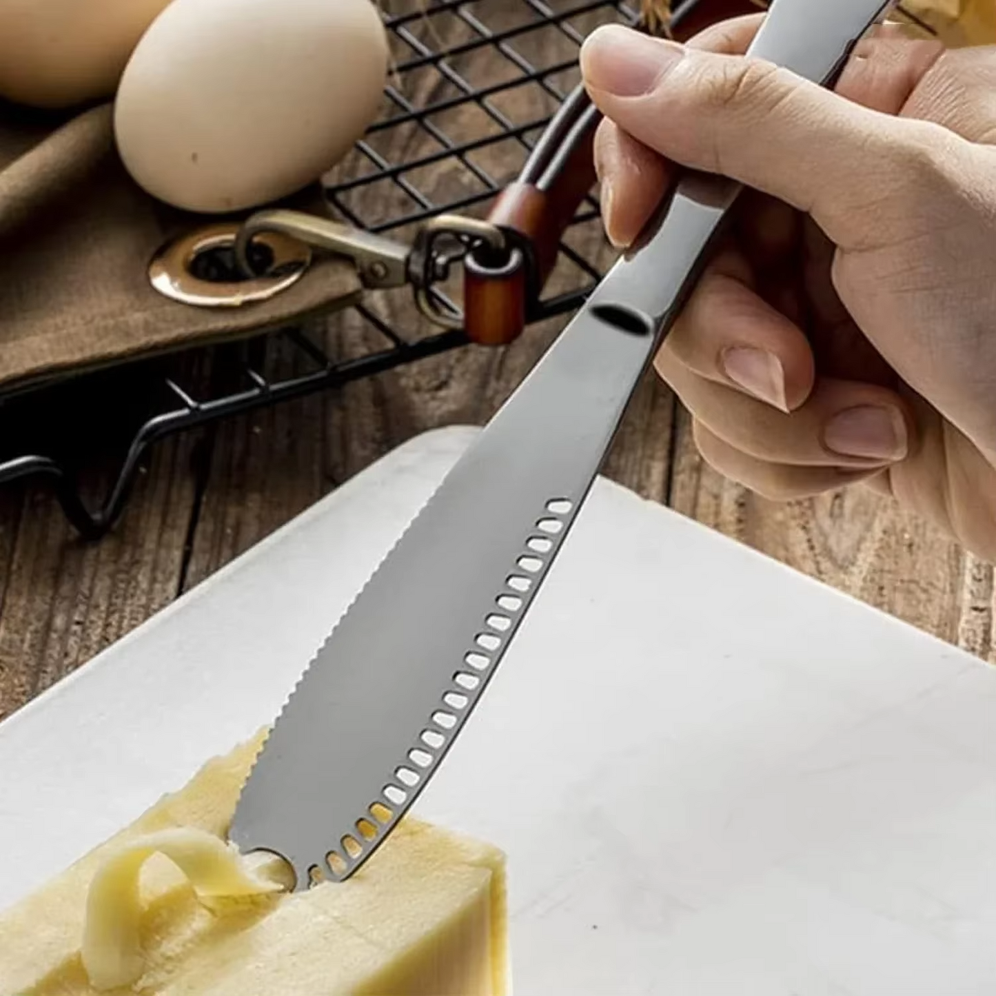 Professioneller Käseschneider mit einstellbarer Schnittstärke