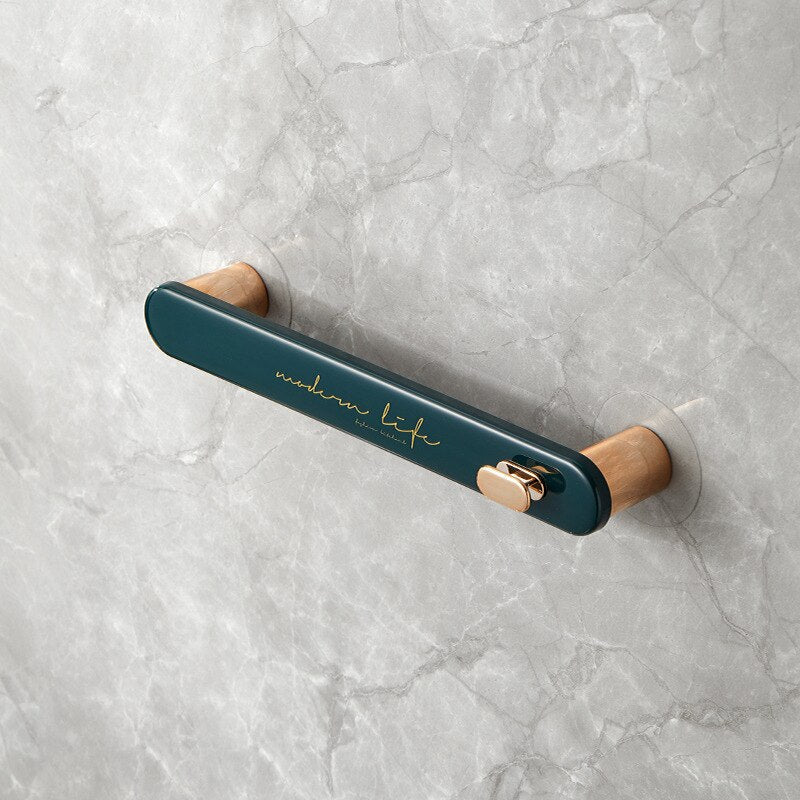 Schmaler, wandmontierter Handtuchhalter fürs Badezimmer