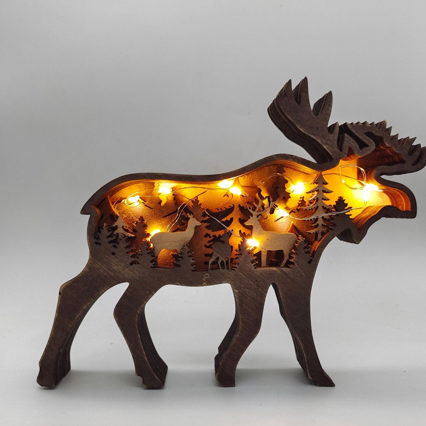 Rustikaler Weihnachtsschmuck mit Waldtiermotiv