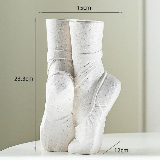 Beautiful Dance Inspired Porcelain Vase - Halri