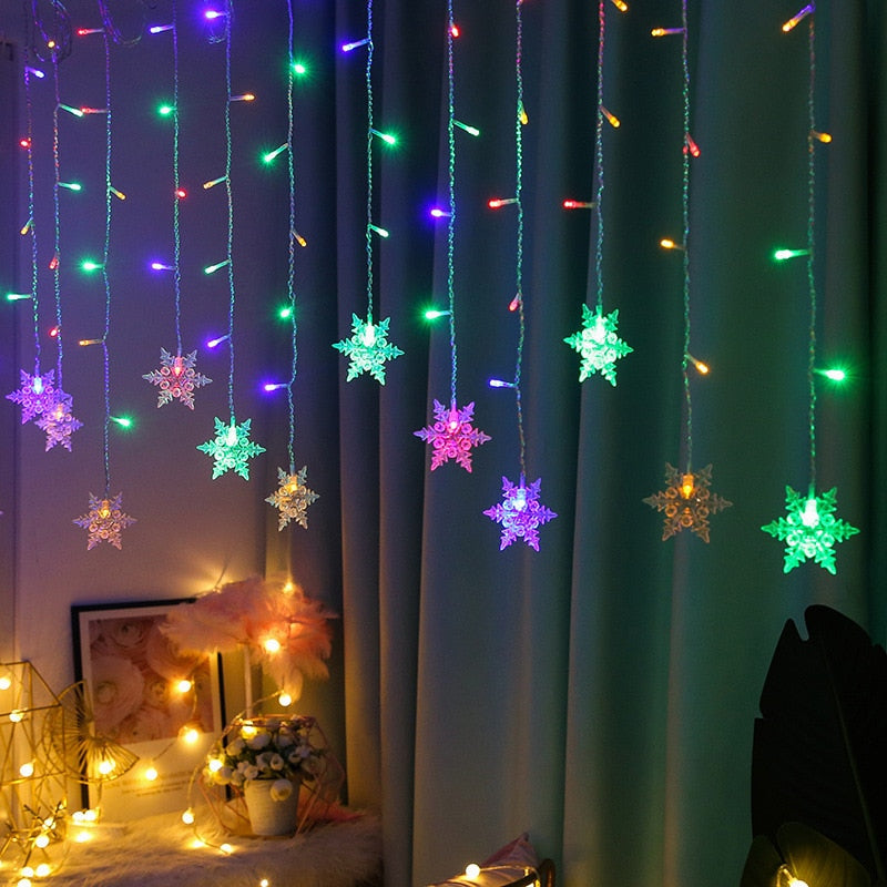 Bunte LED-Lichterketten in Eisoptik