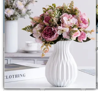 Beautiful Floral Glass Vase - Halri