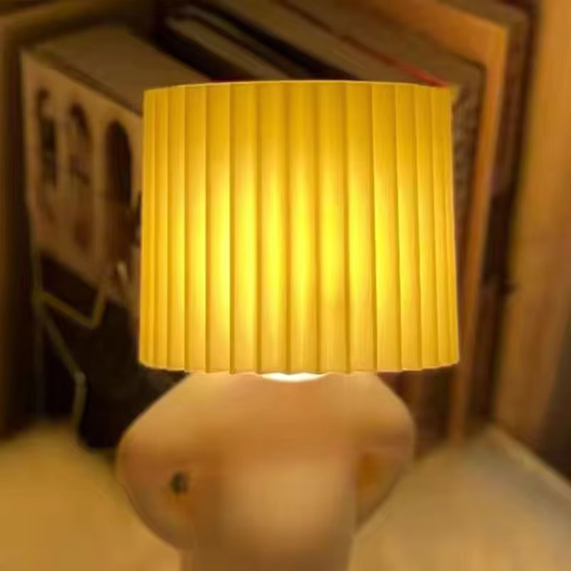 Moderne LED-Schreibtischlampe mit stilvollem Design