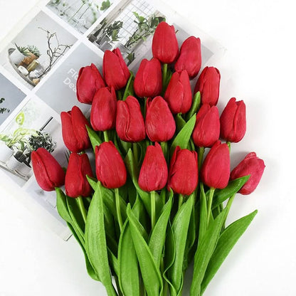 Wunderschönes künstliches Tulpen-Blumenarrangement