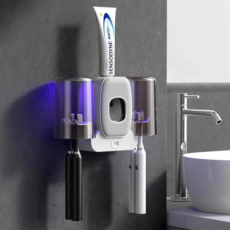 UV-desinfizierender Zahnbürstenhalter mit automatischem Spender